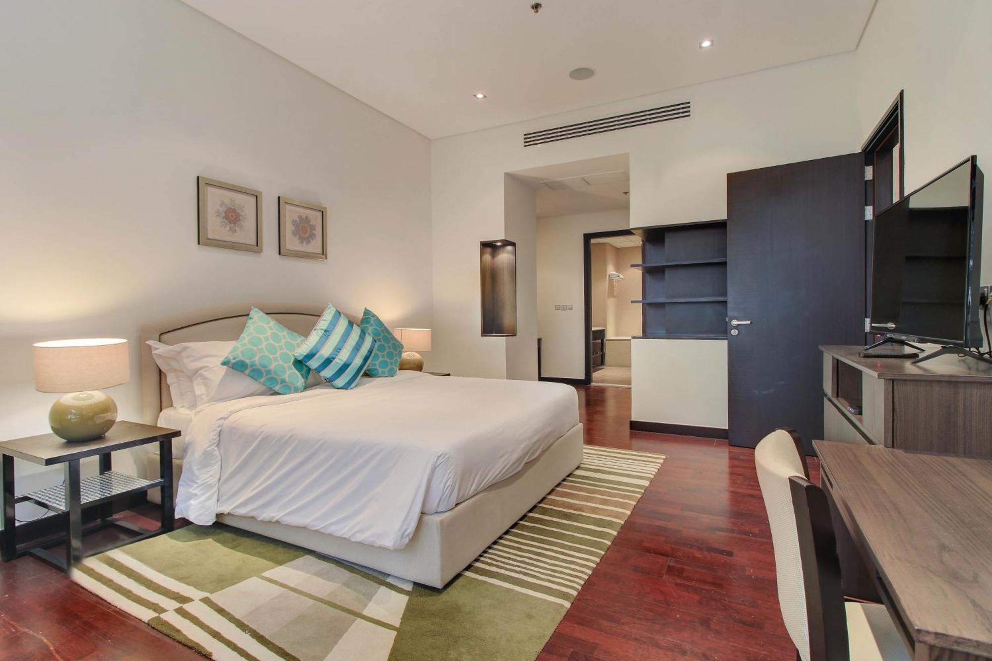 Luxe Getaways Royal Amwaj Palm Jumeirah Resort Apartment Holiday Home 迪拜 外观 照片